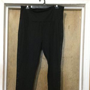 Michael by Michael Kors pull on crop  pants name logo down sides black like new